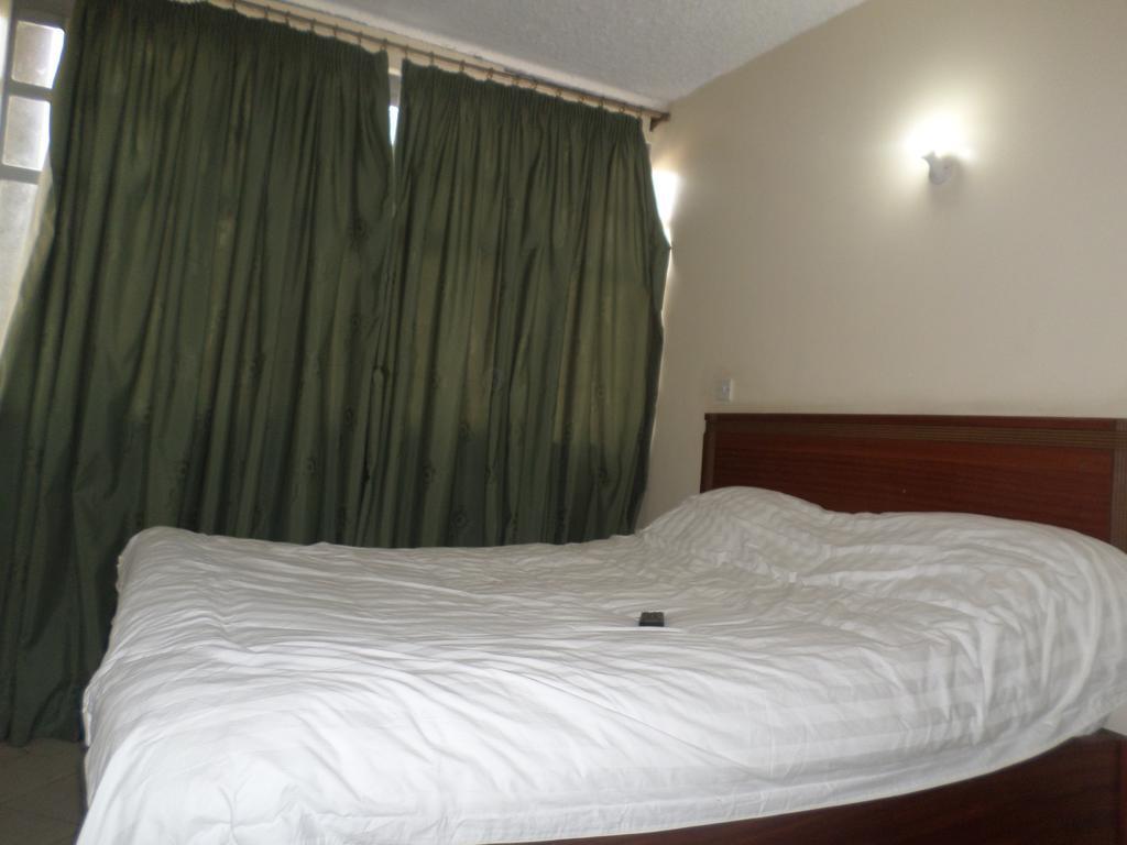 Karibu Hotel Nairobi Exterior foto